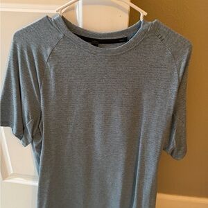 lululemon athletica Heathered Blue Short Sleeve Tee